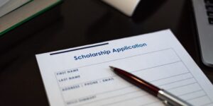 Read more about the article Tips on Crafting a Scholarship Application that Wins Awards